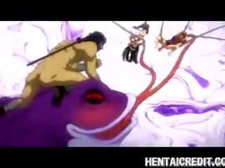 Hentai babae makakakuha ng galamay fucked